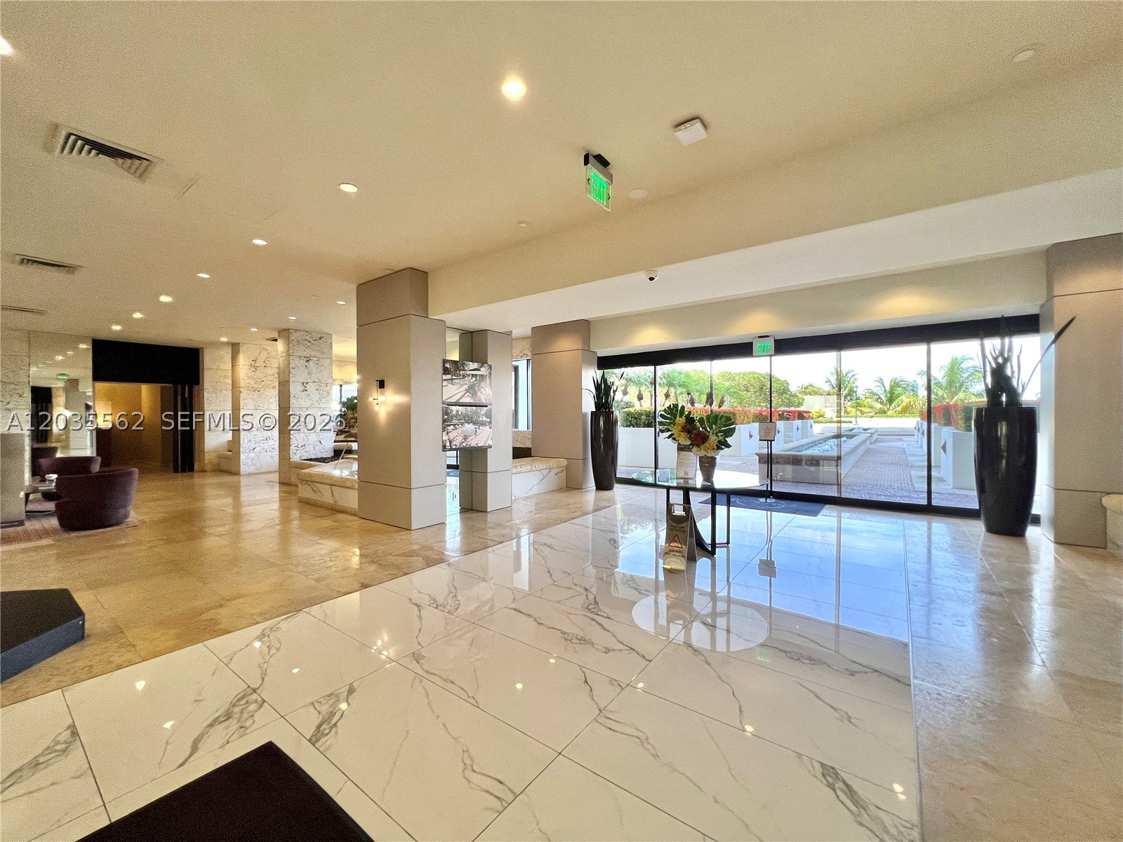 Aventura photo 2
