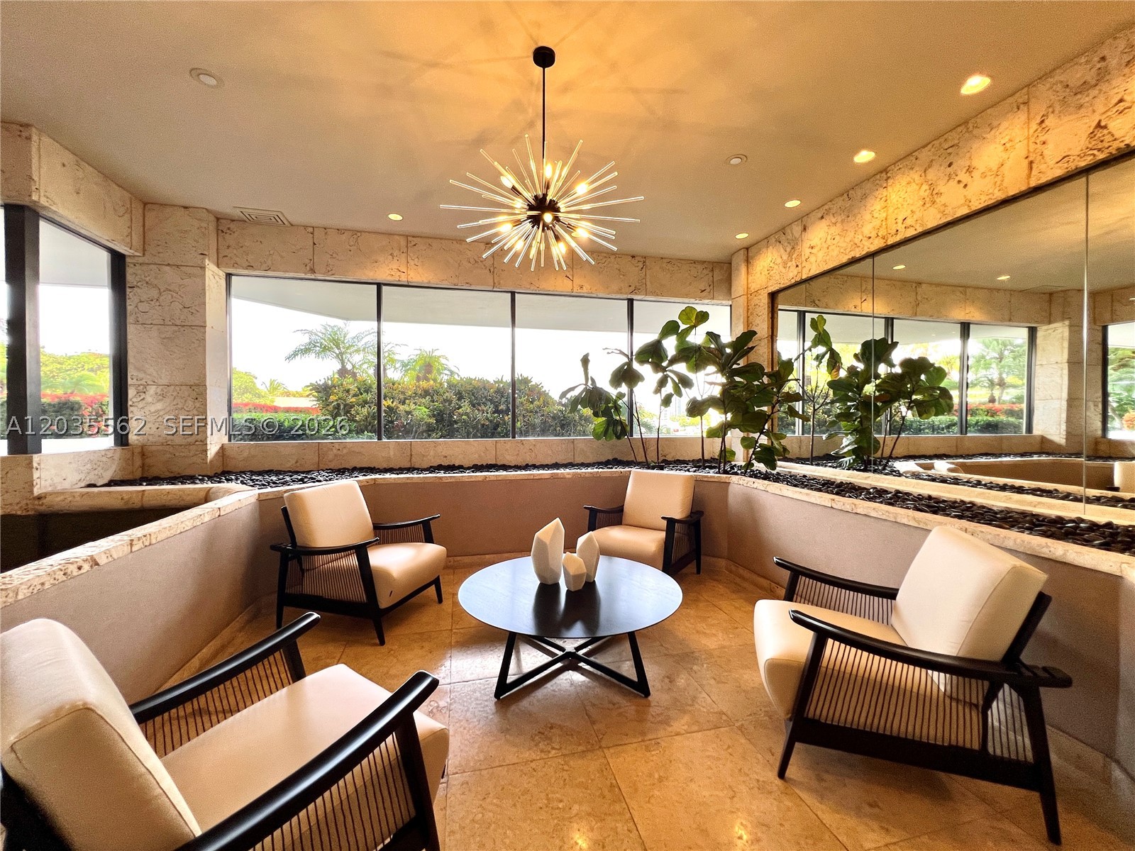 Aventura photo 4