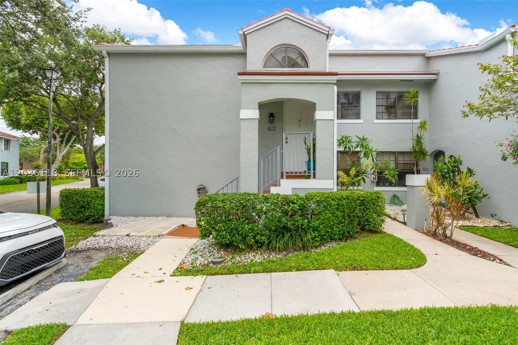 Pembroke Pines photo 1