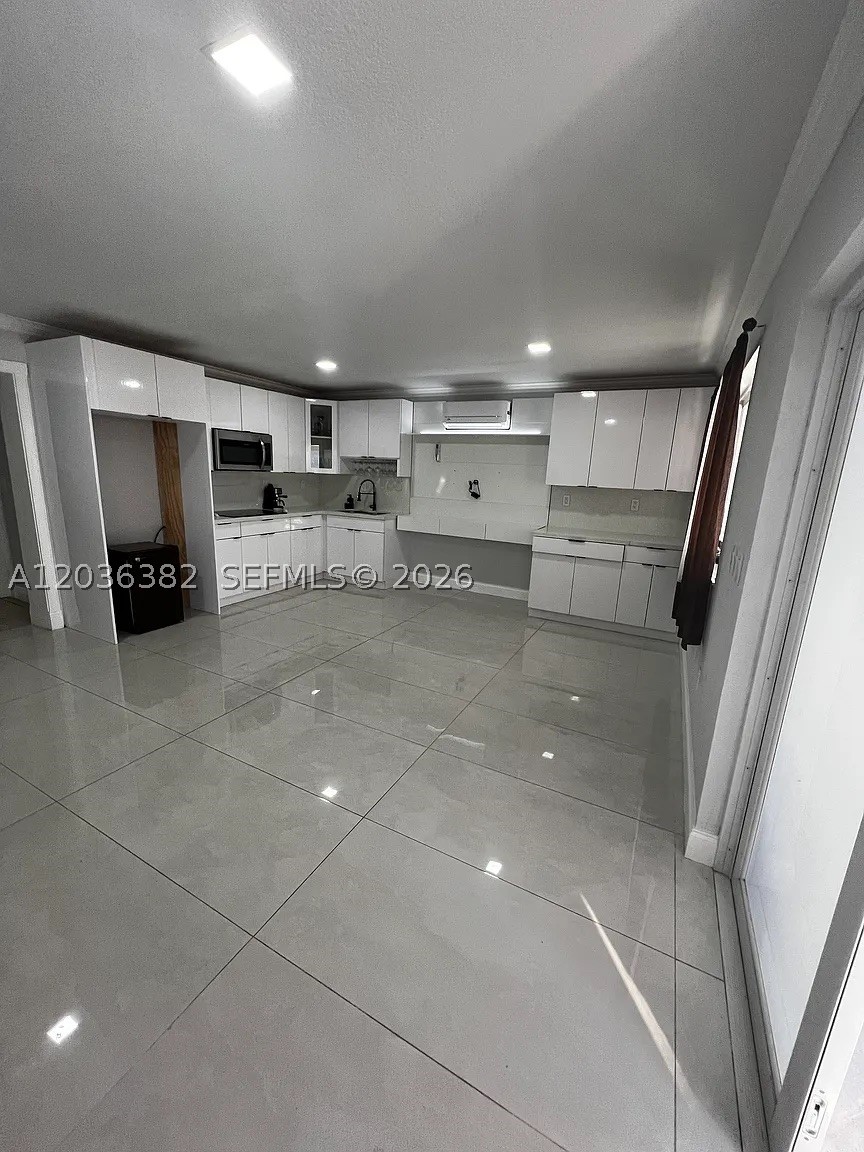 Hialeah photo 3