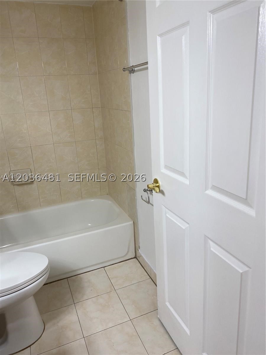 Pembroke Pines photo 4
