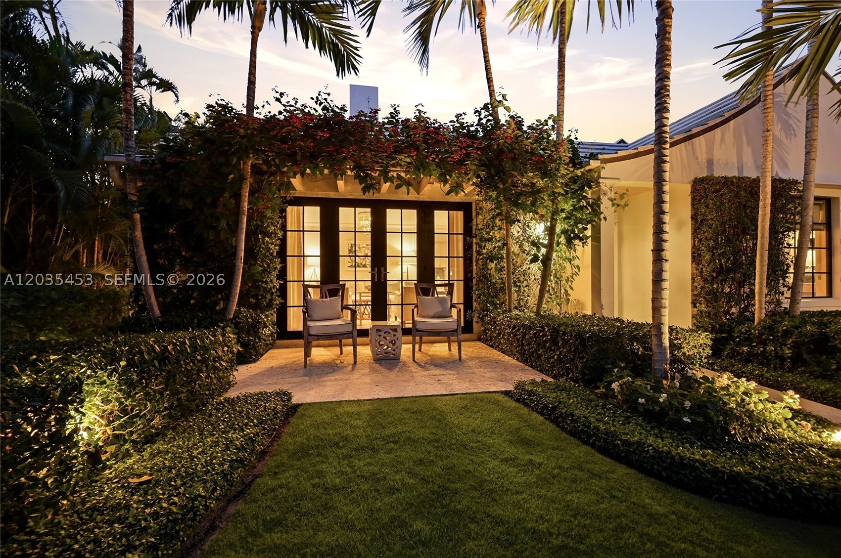 Palm Beach photo 2