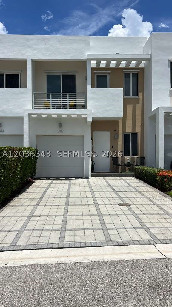 Doral photo 1