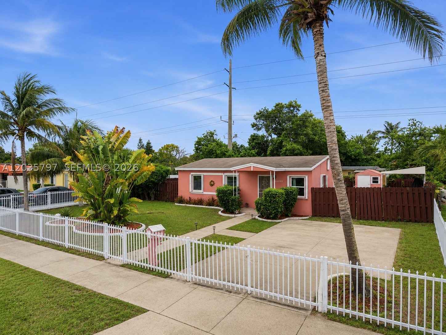 Miami Gardens photo 2