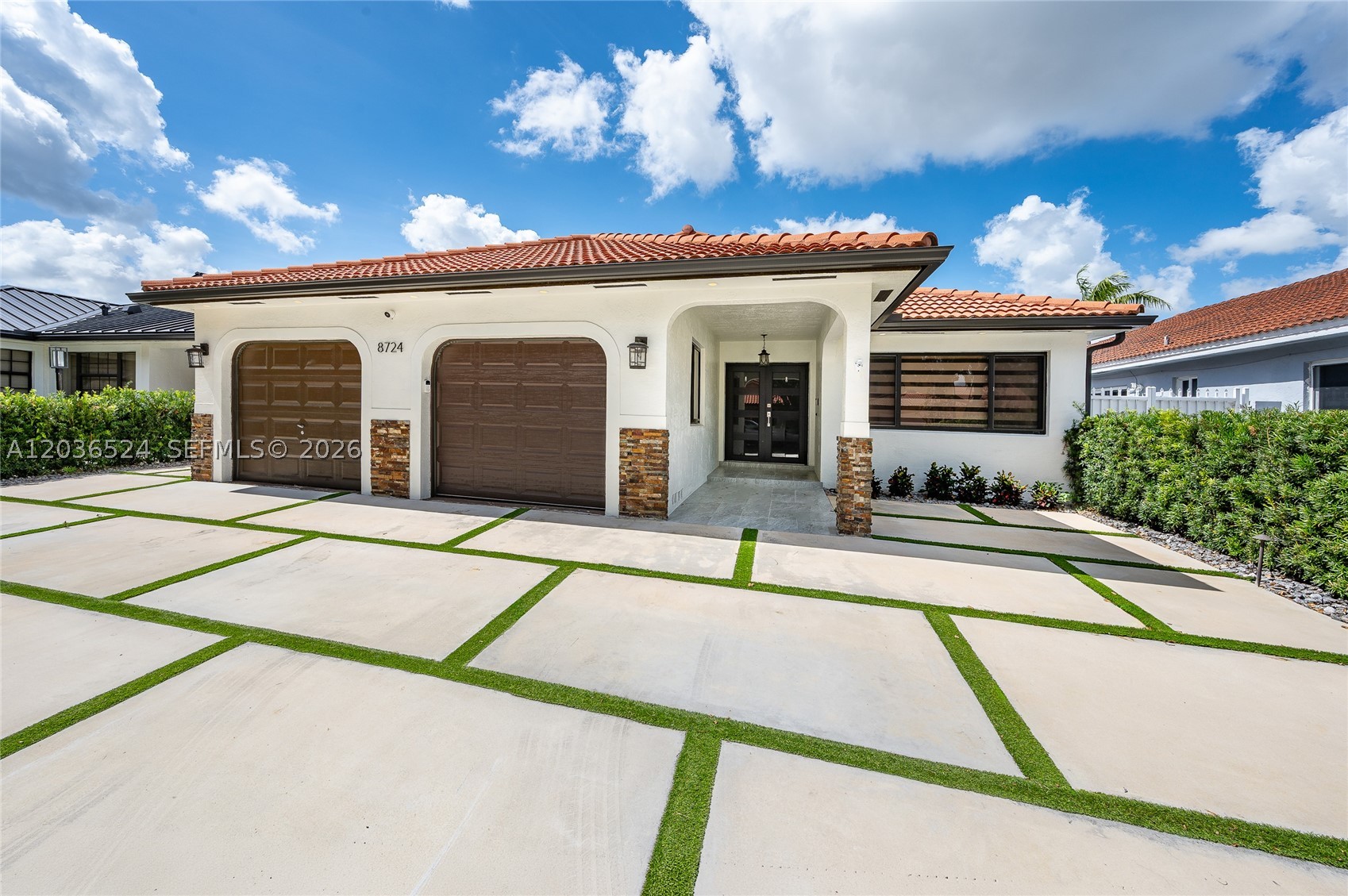 Miami Lakes photo 1