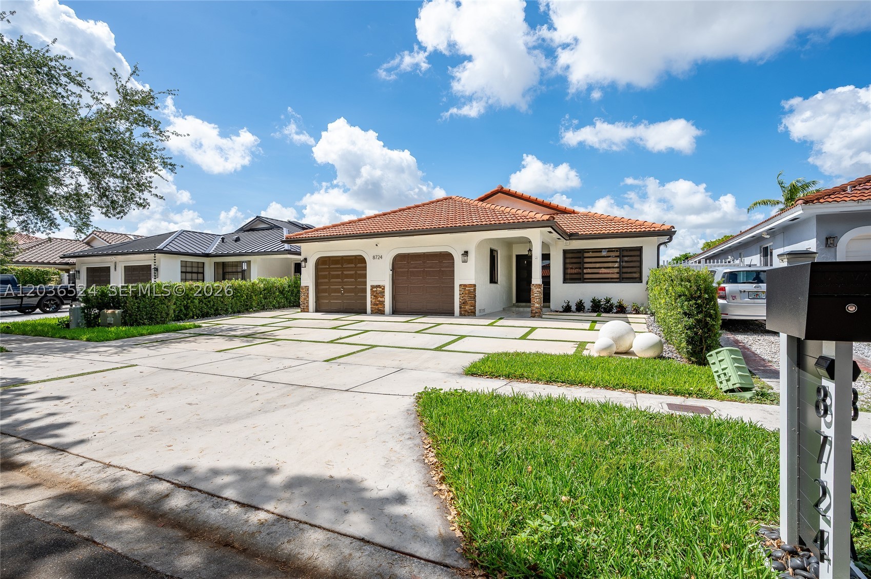 Miami Lakes photo 2