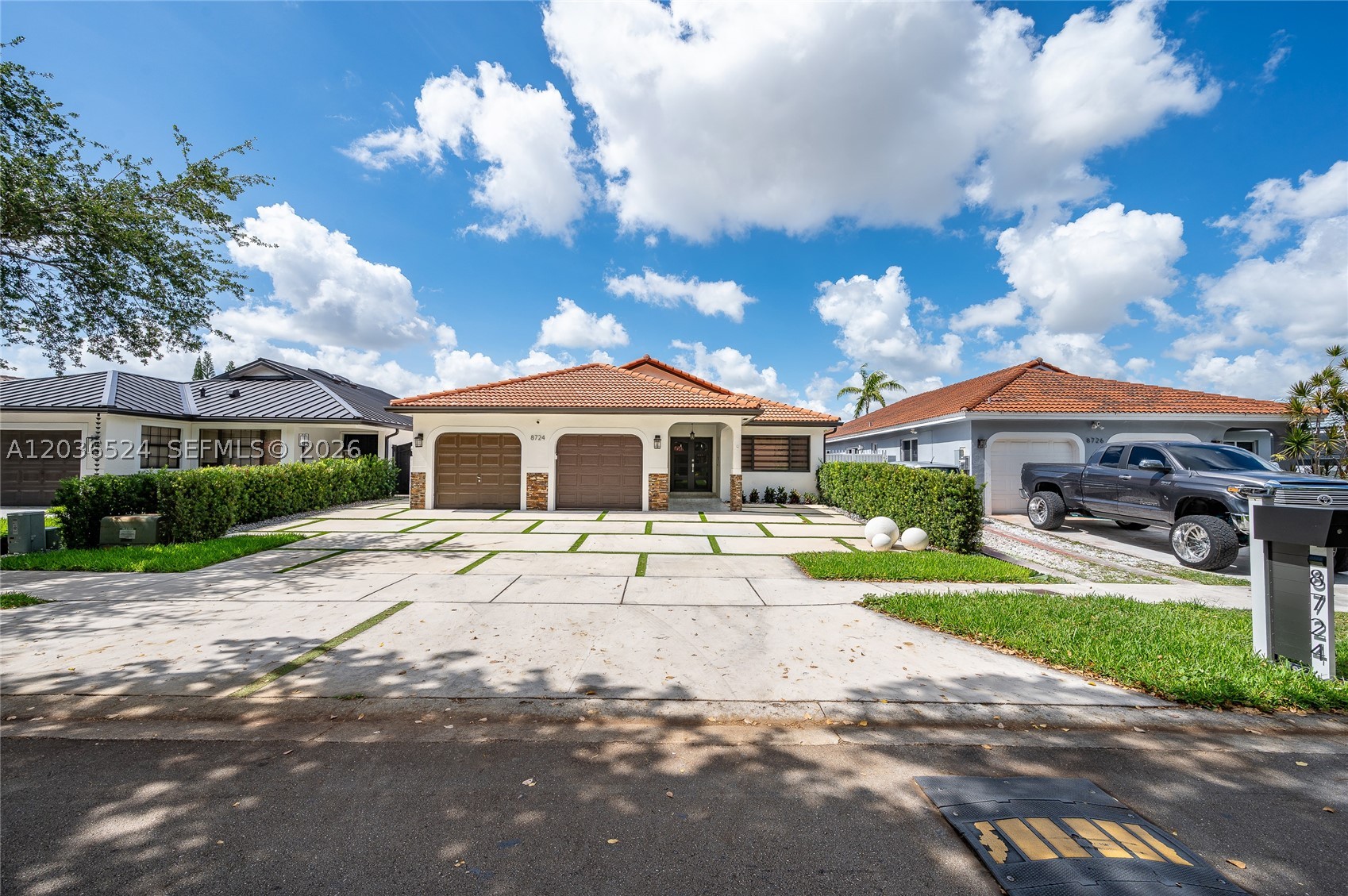 Miami Lakes photo 5