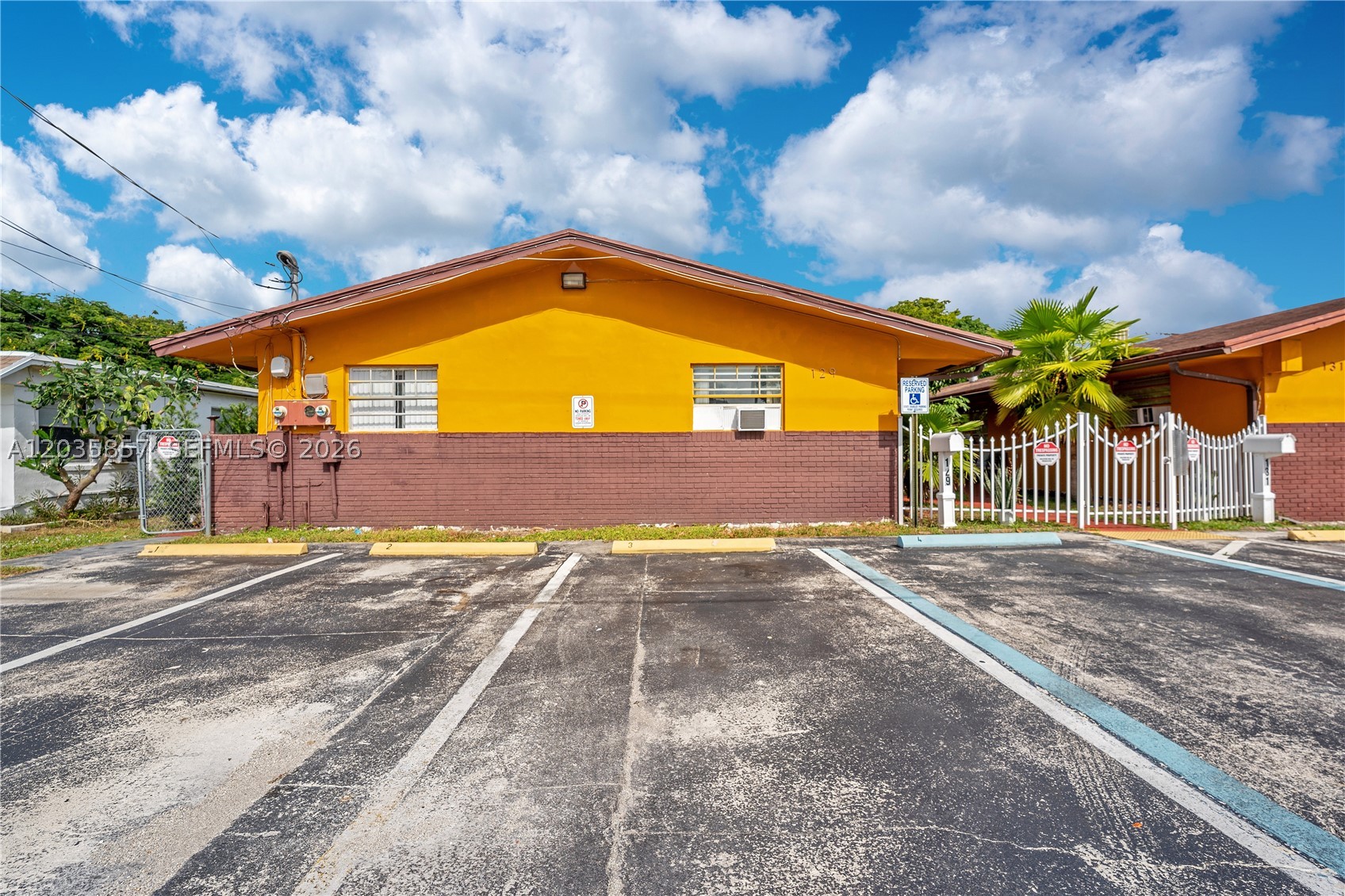 Hallandale Beach photo 3