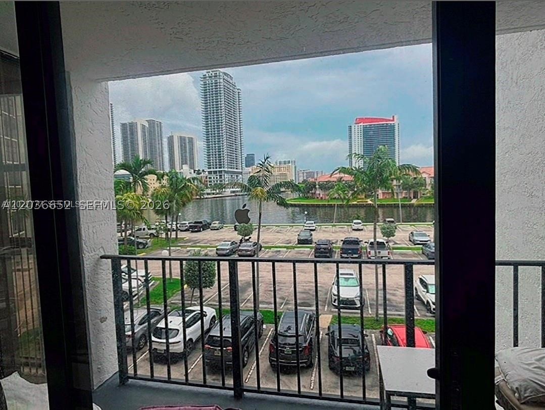 Hallandale Beach photo 1