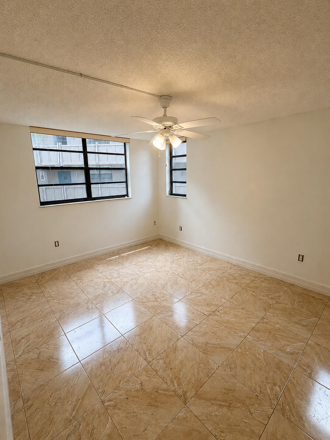 Pembroke Pines photo 3