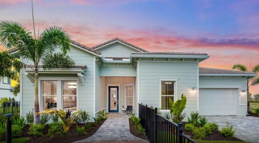 Palm Beach Gardens photo 1