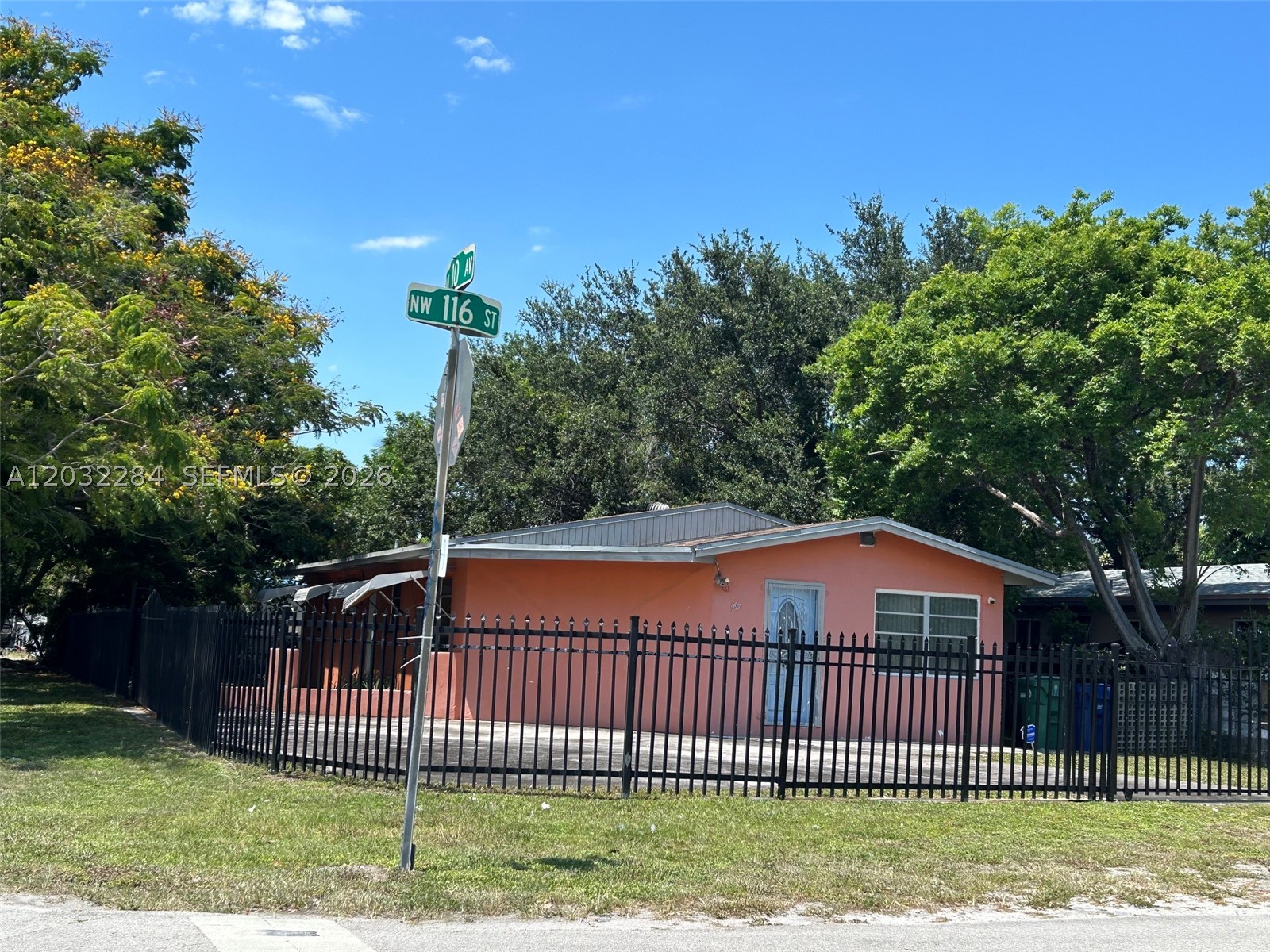 Miami photo 1