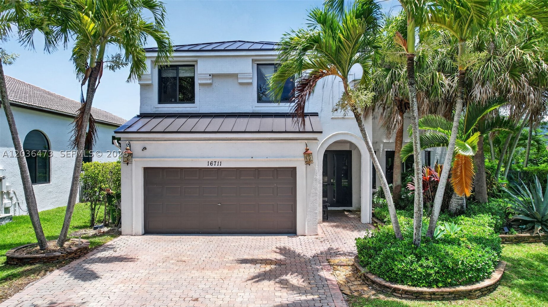 Pembroke Pines photo 1