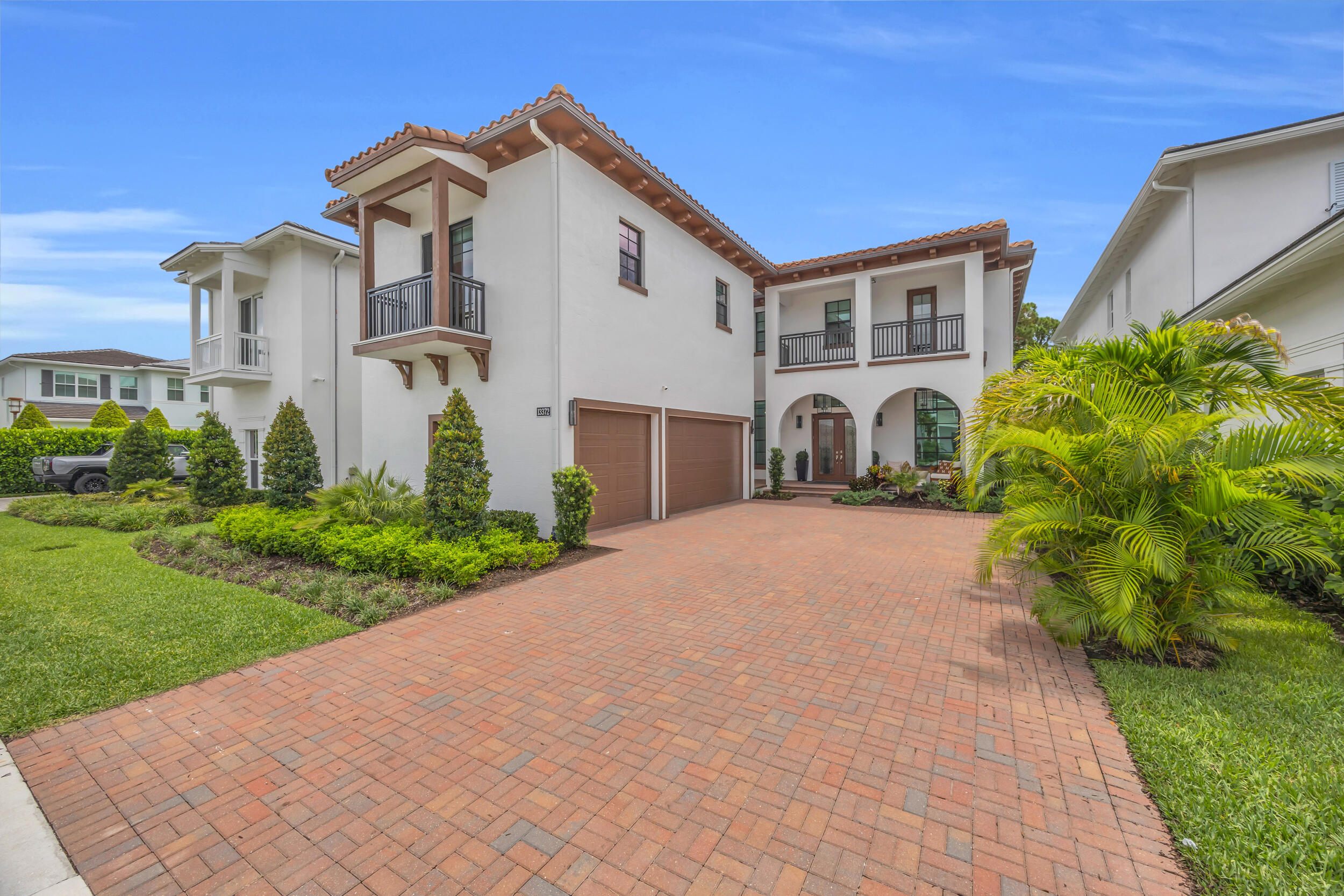 Palm Beach Gardens photo 1
