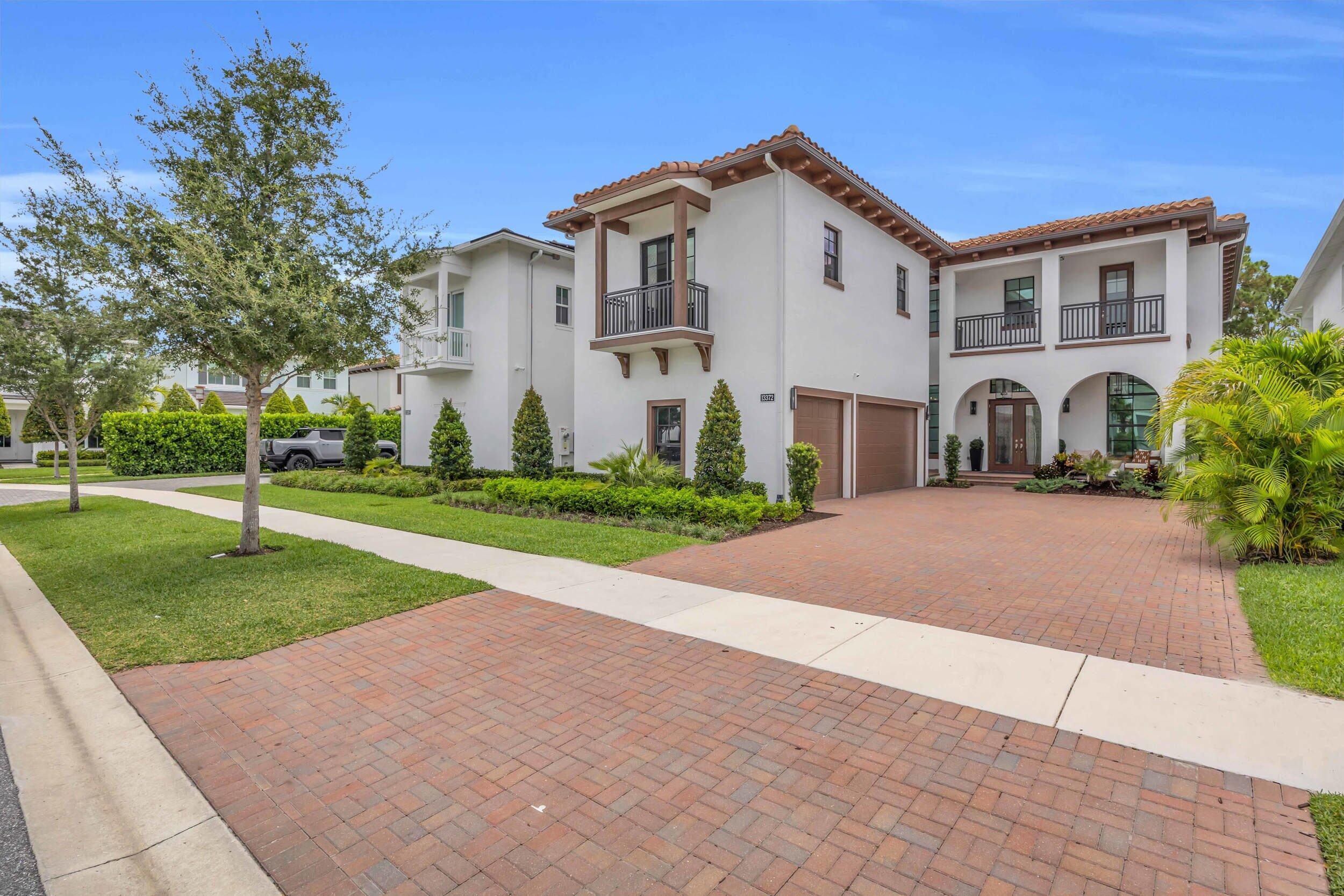 Palm Beach Gardens photo 3