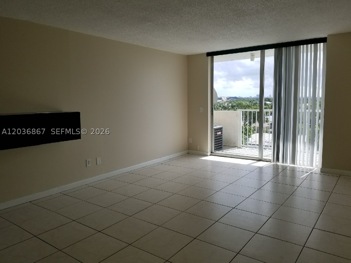 North Miami photo 3