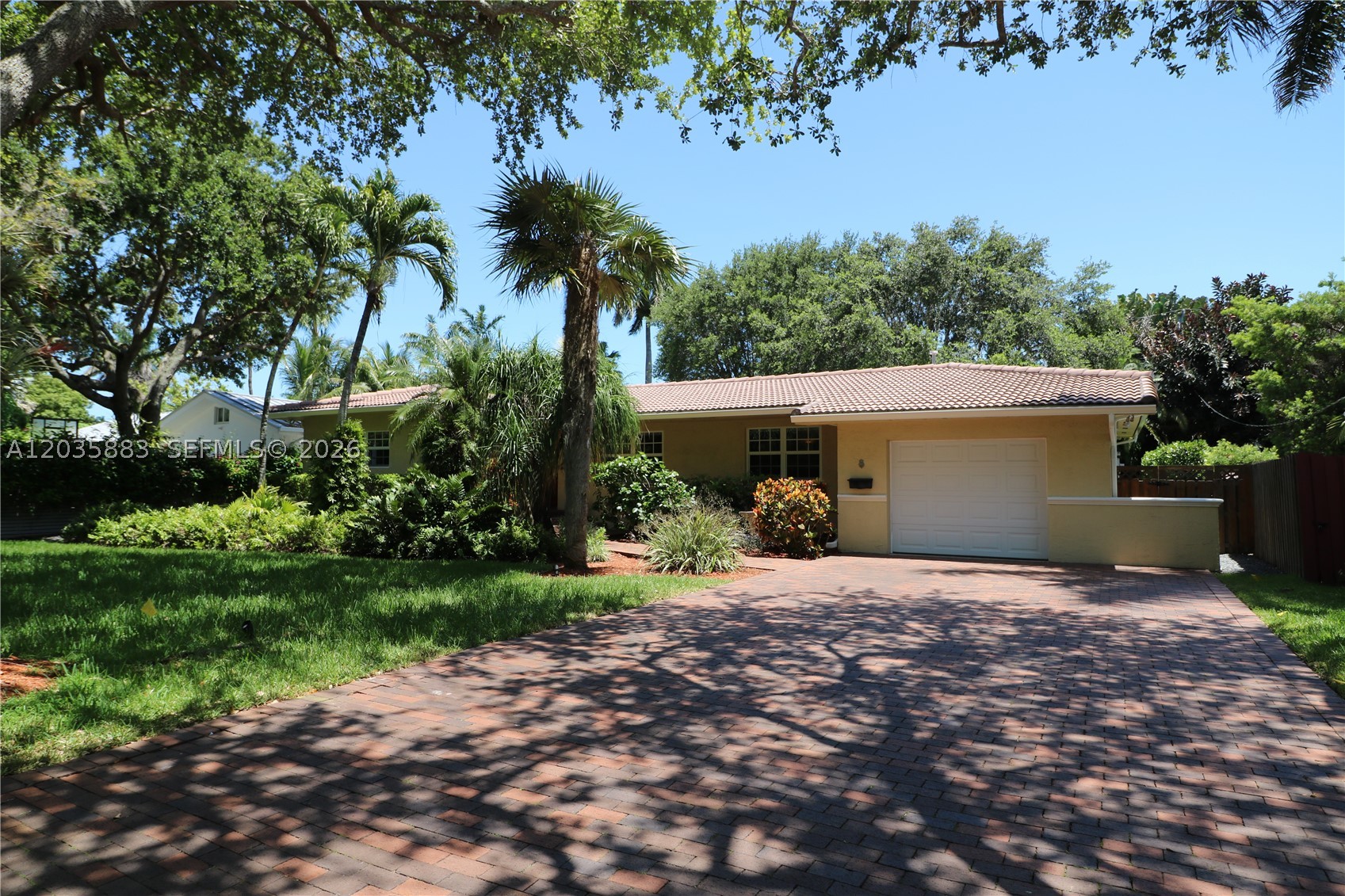 South Miami photo 2