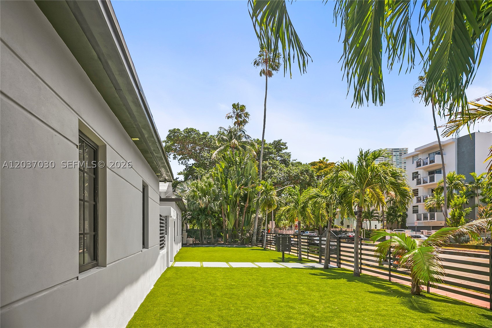 Miami Beach photo 4