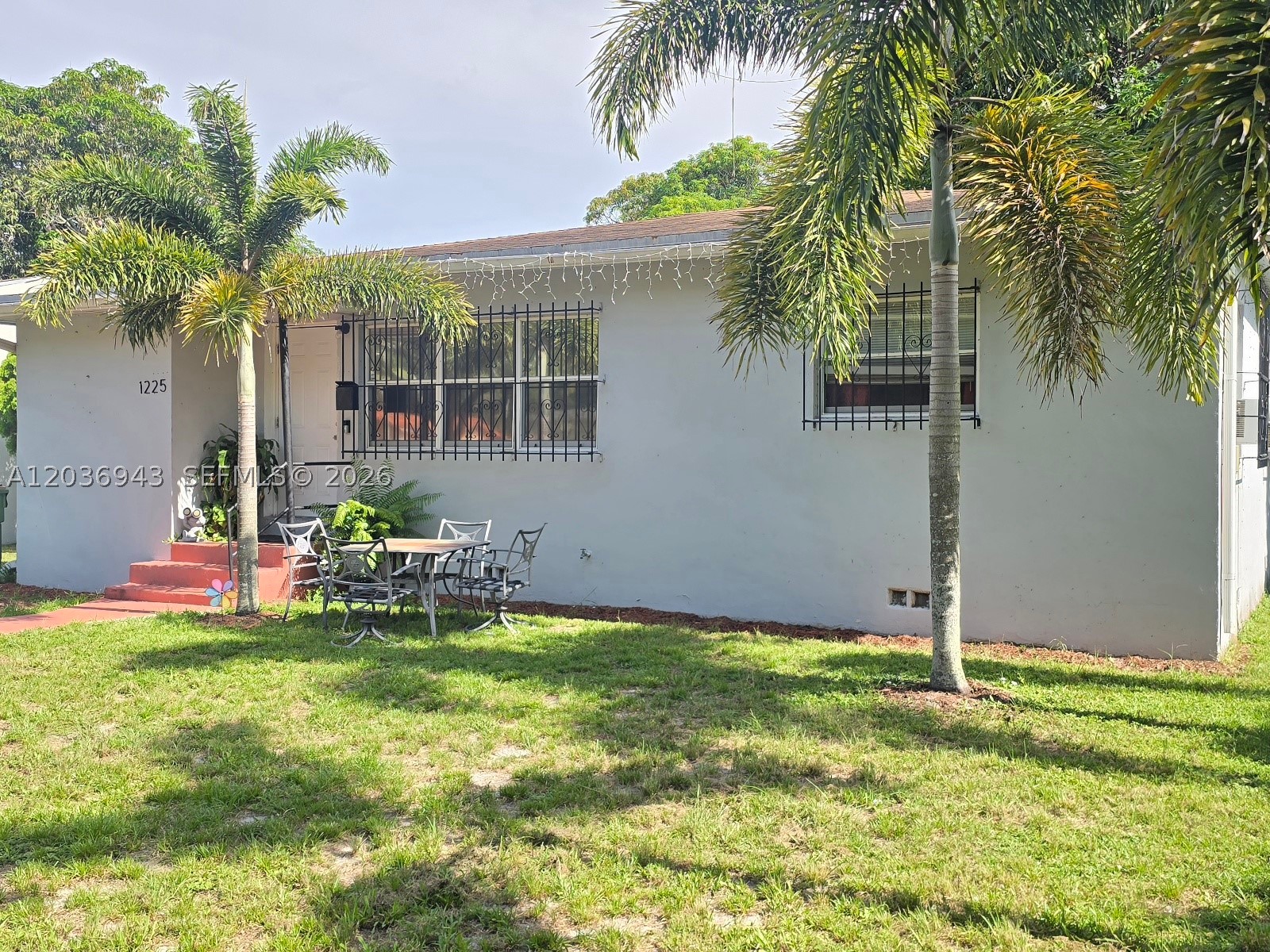 North Miami photo 4