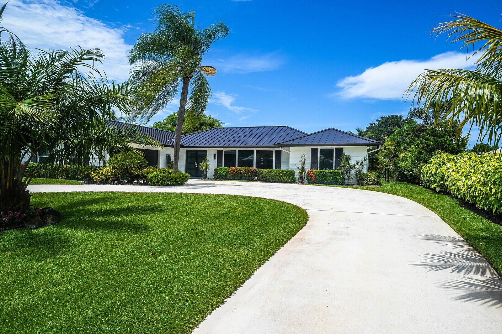 Palm Beach Gardens photo 1