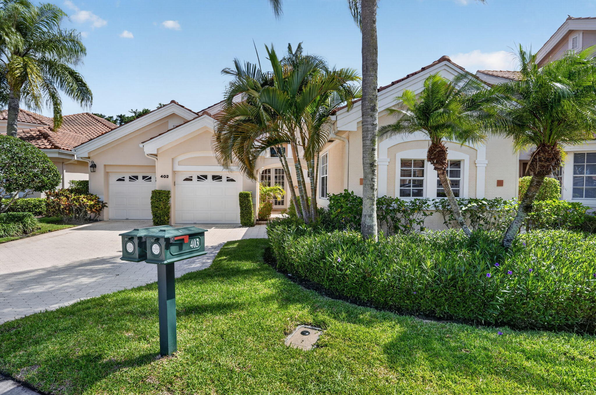 Palm Beach Gardens photo 1