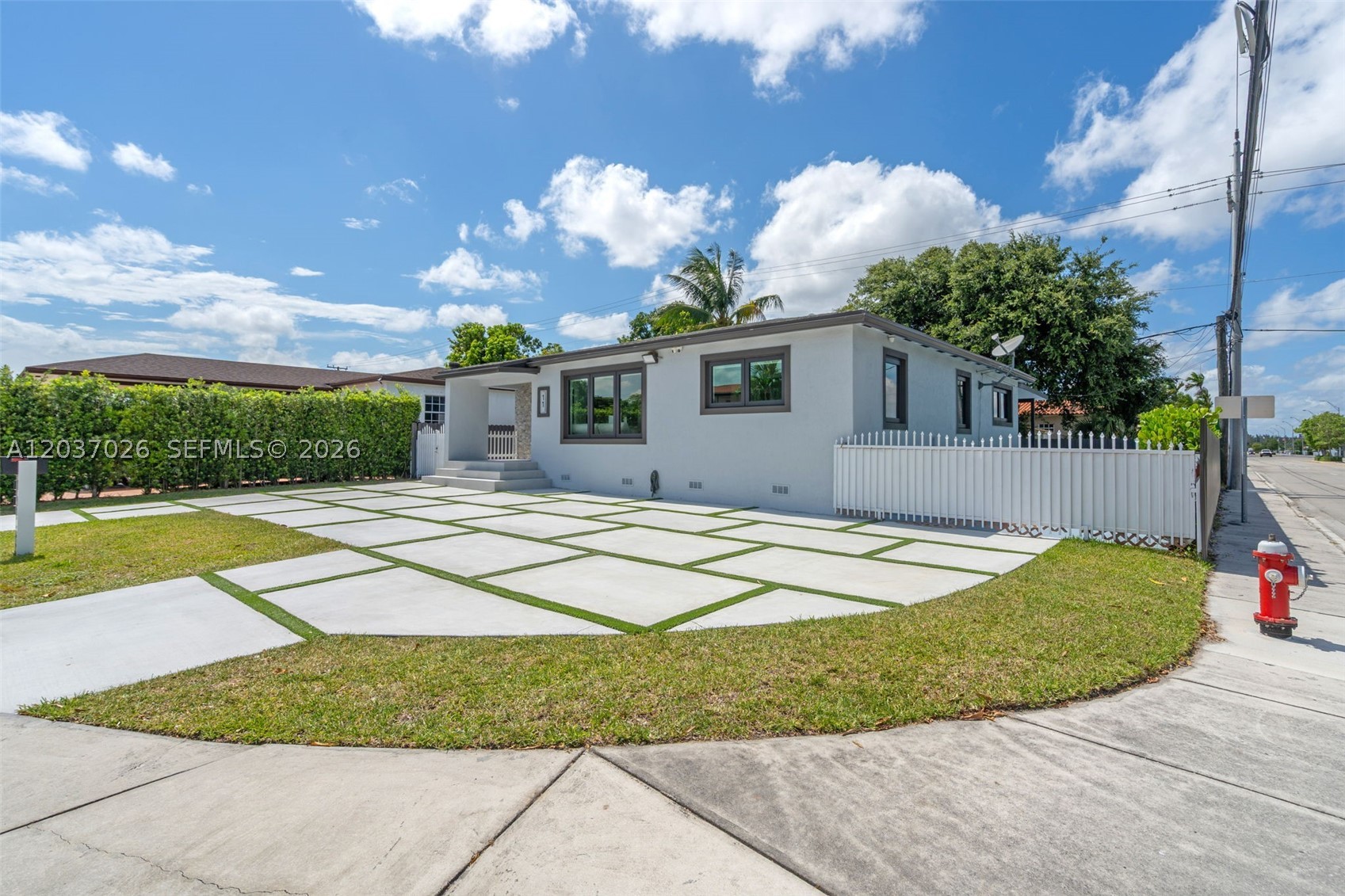 Hialeah photo 4