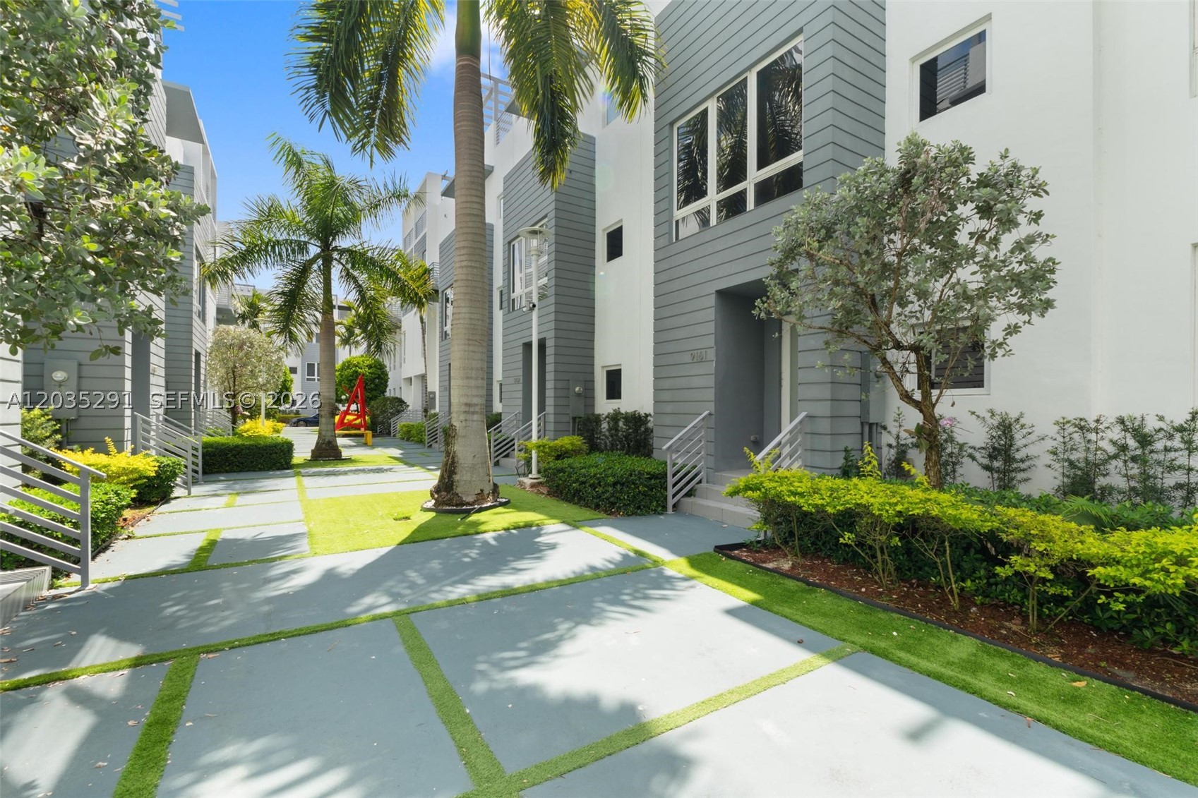 Doral photo 2