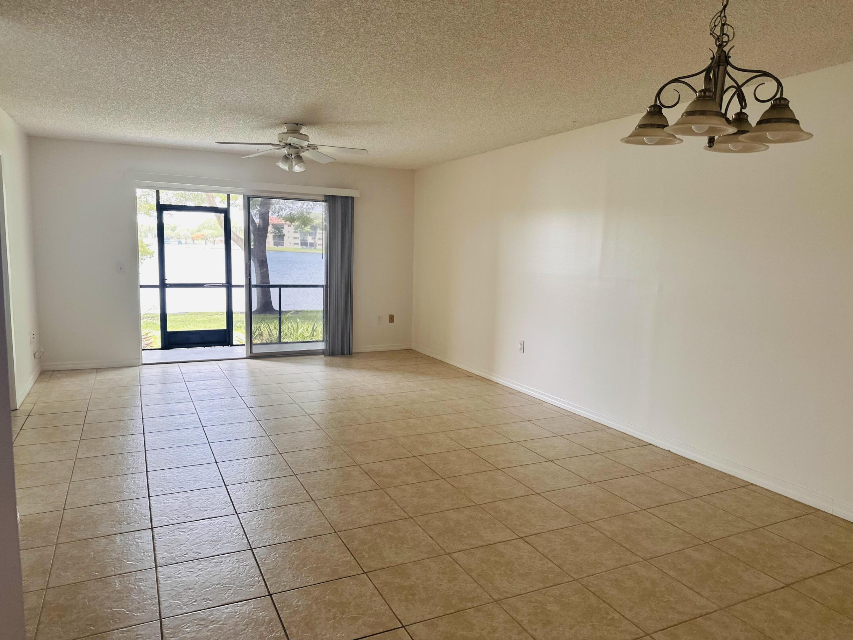 Pembroke Pines photo 2