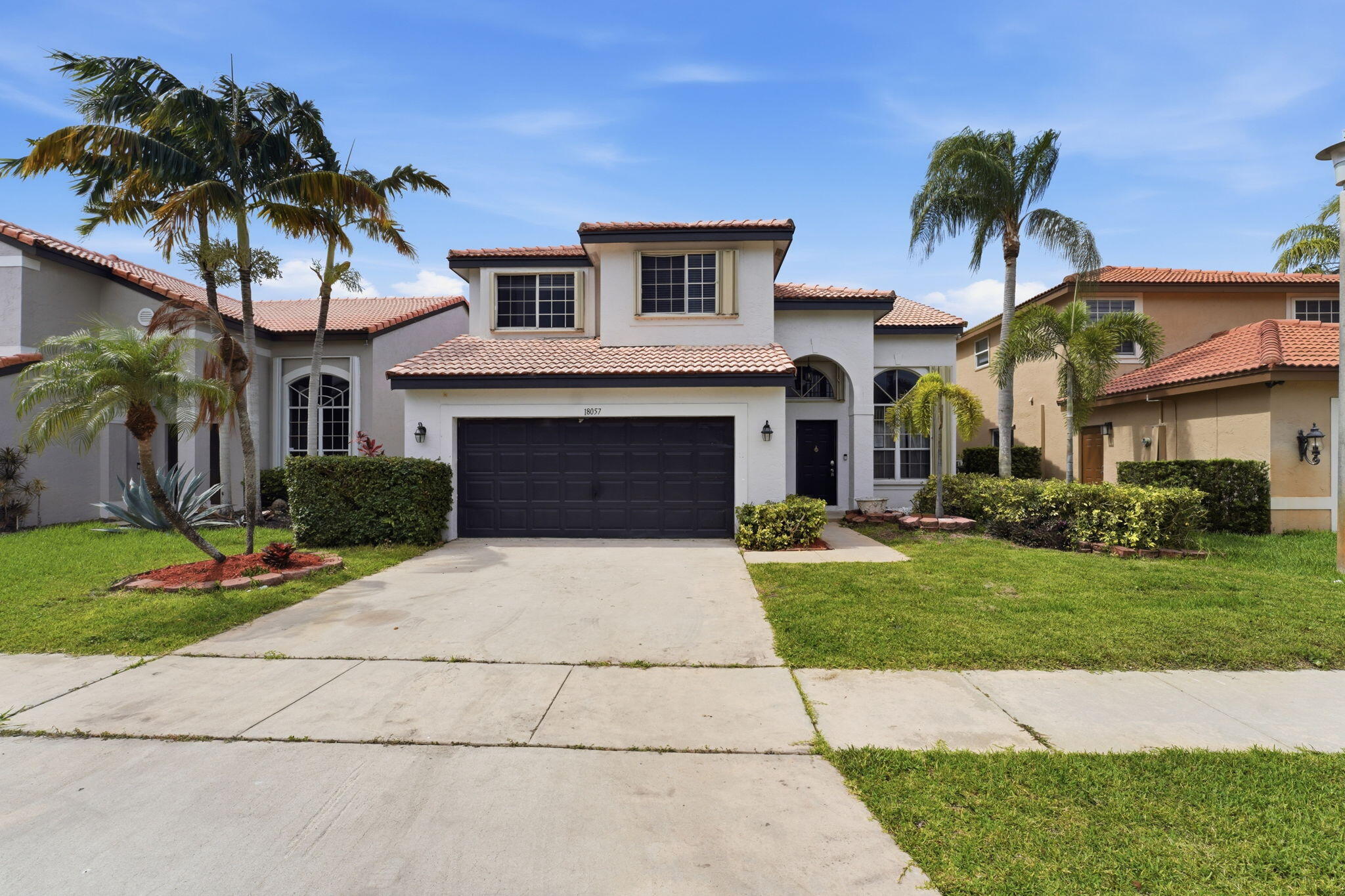 Pembroke Pines photo 1
