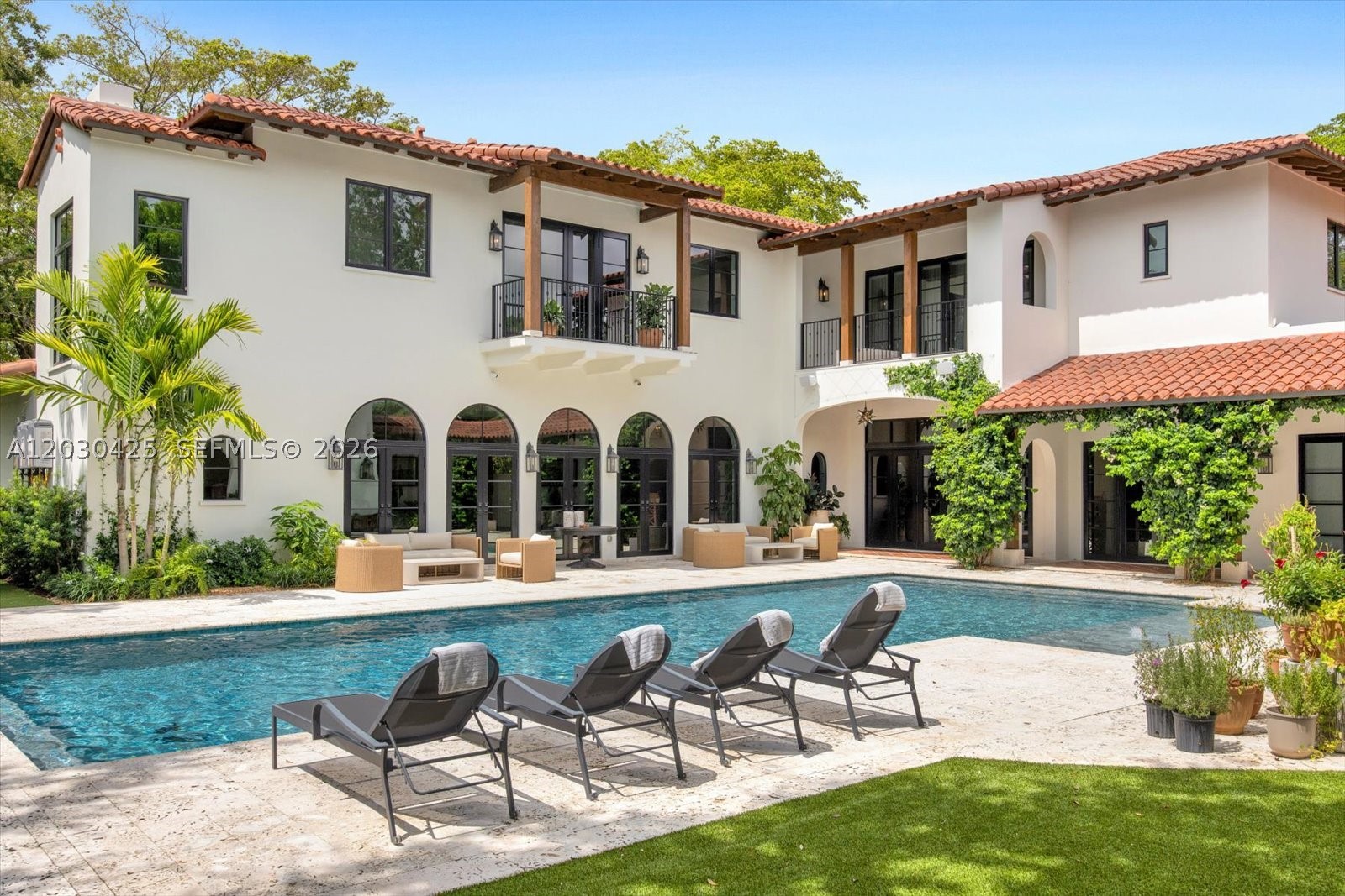 Coral Gables photo 2