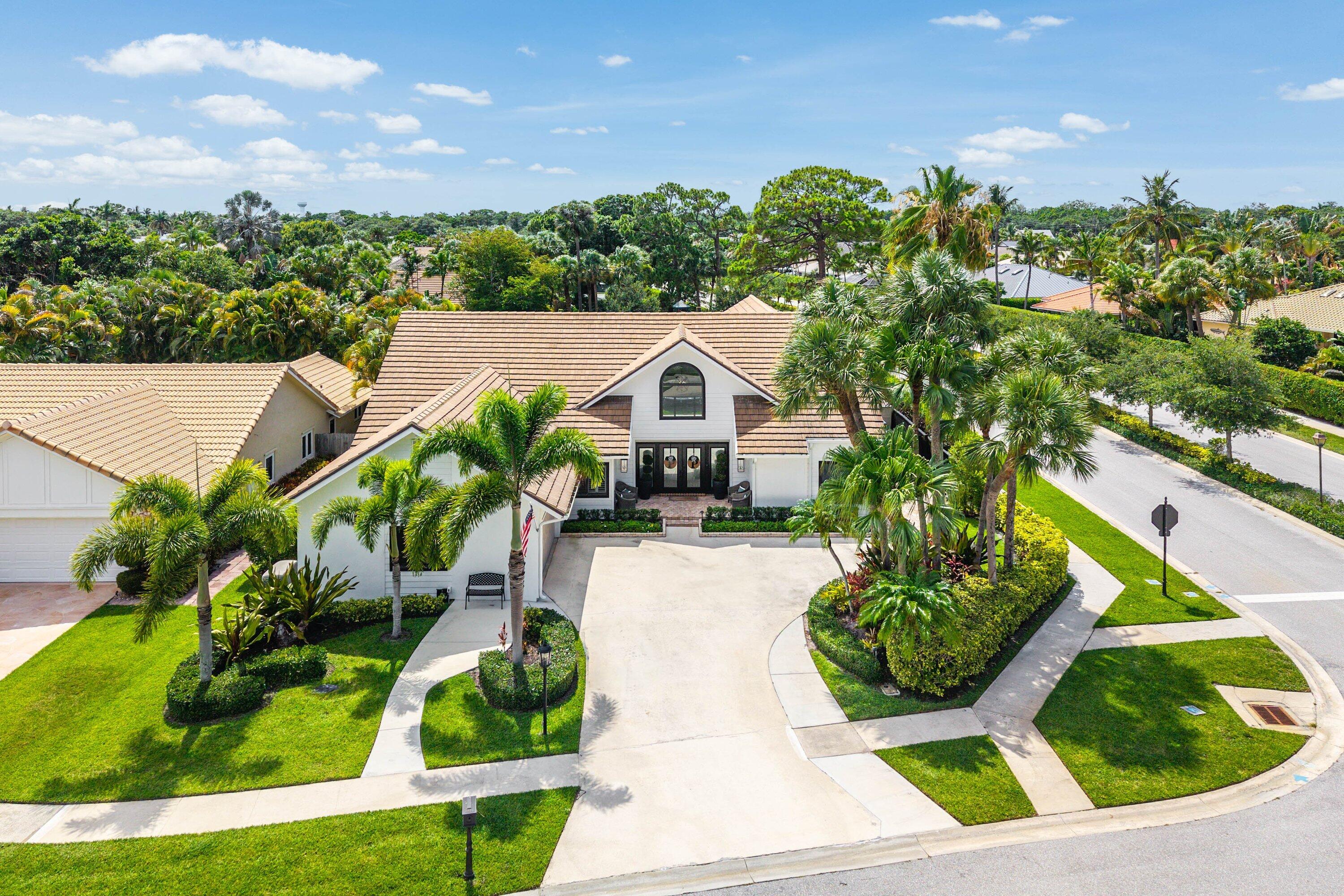 Palm Beach Gardens photo 1
