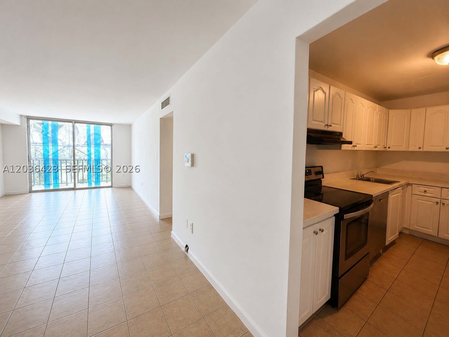 North Miami photo 4