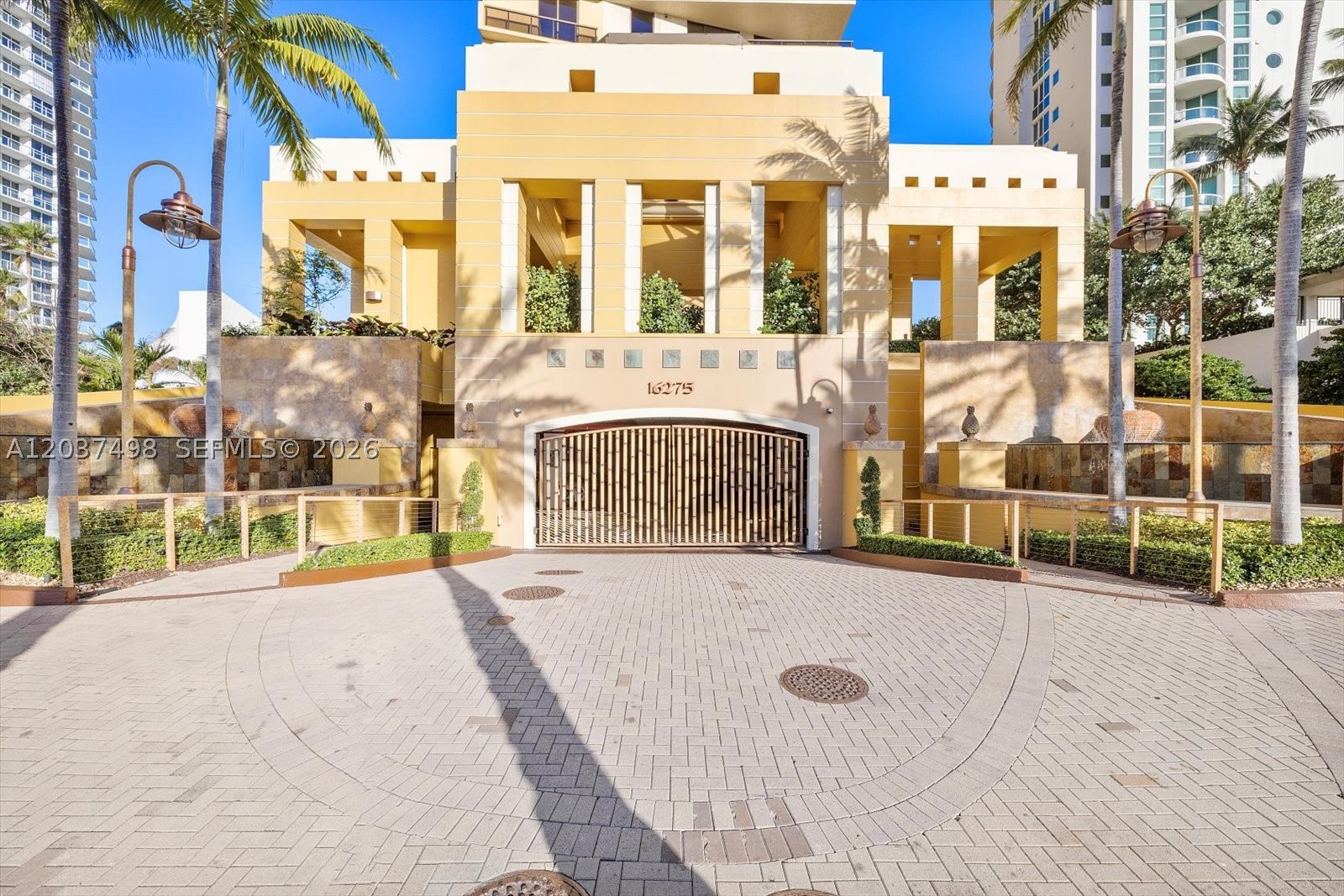 Sunny Isles Beach photo 1