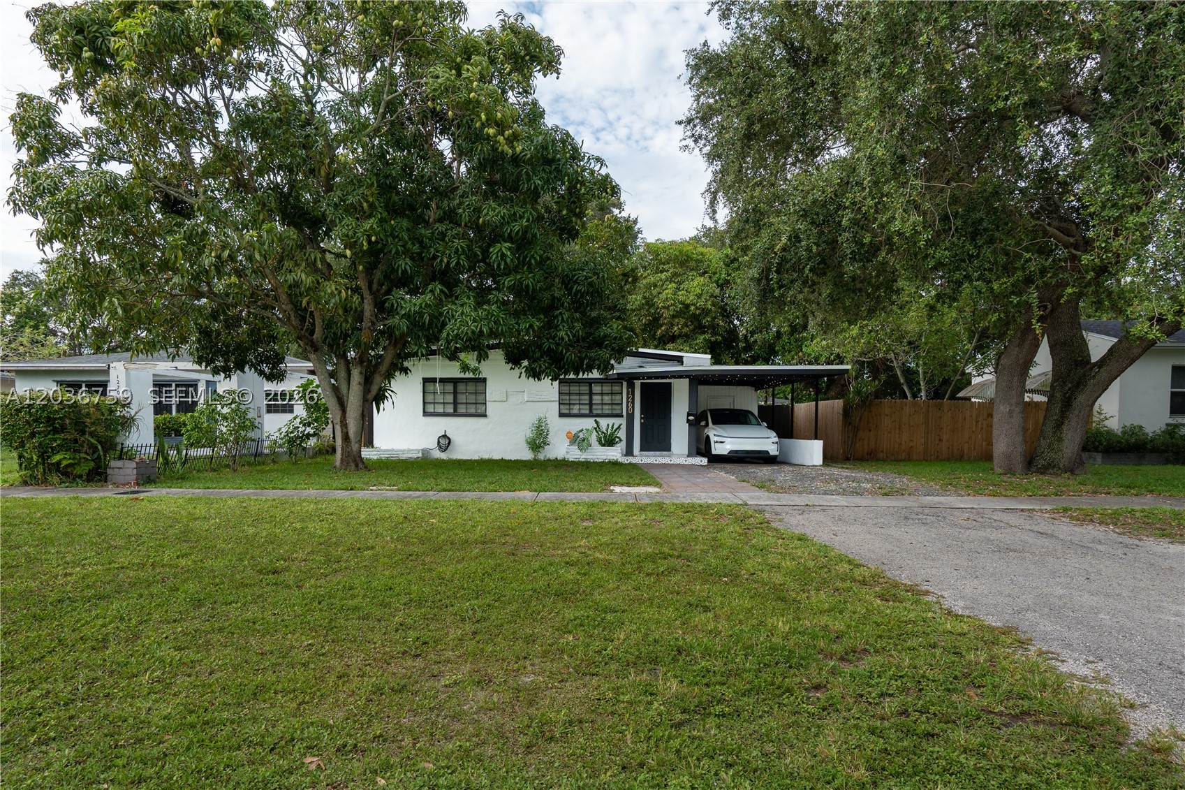 North Miami Beach photo 4