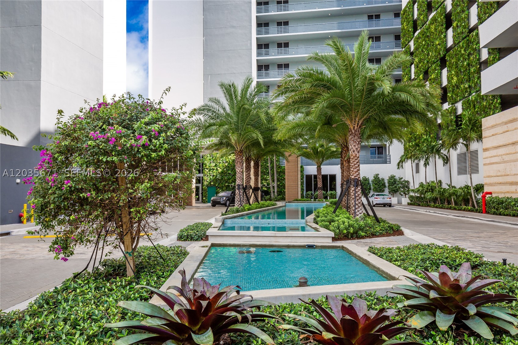 North Miami Beach photo 3