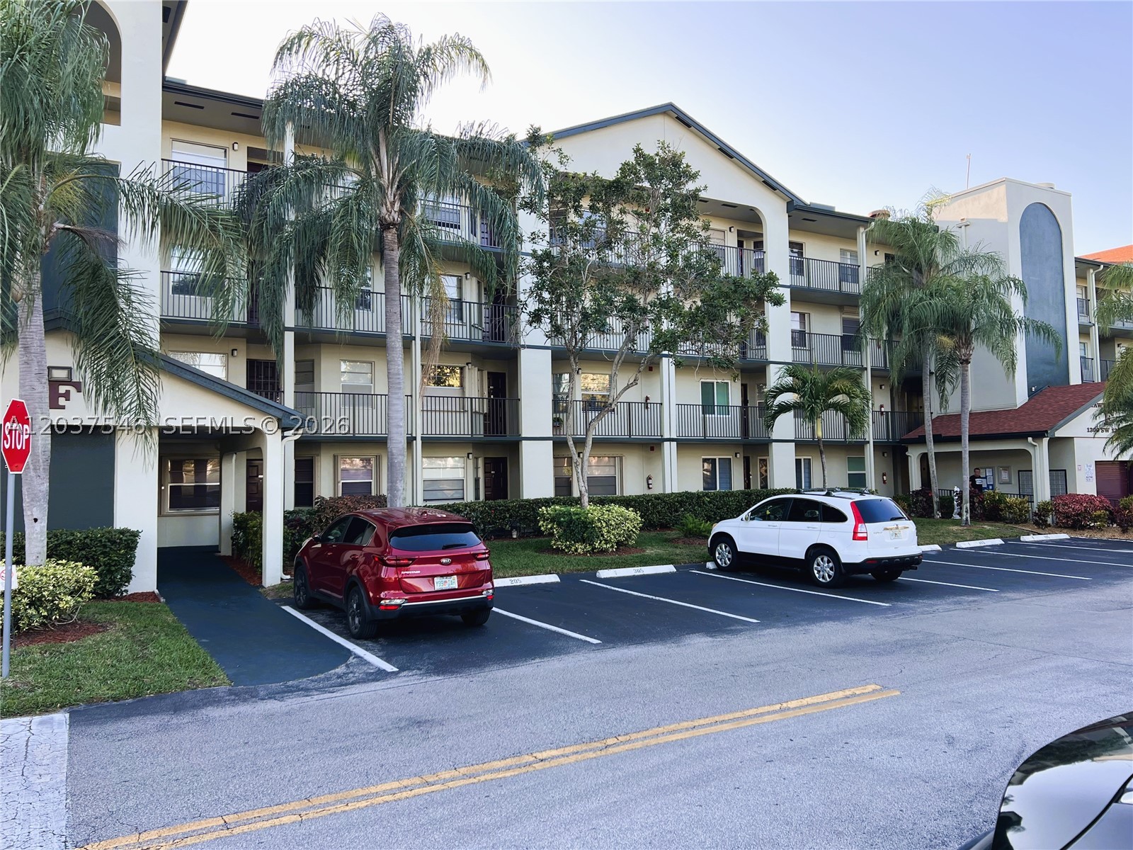 Pembroke Pines photo 2