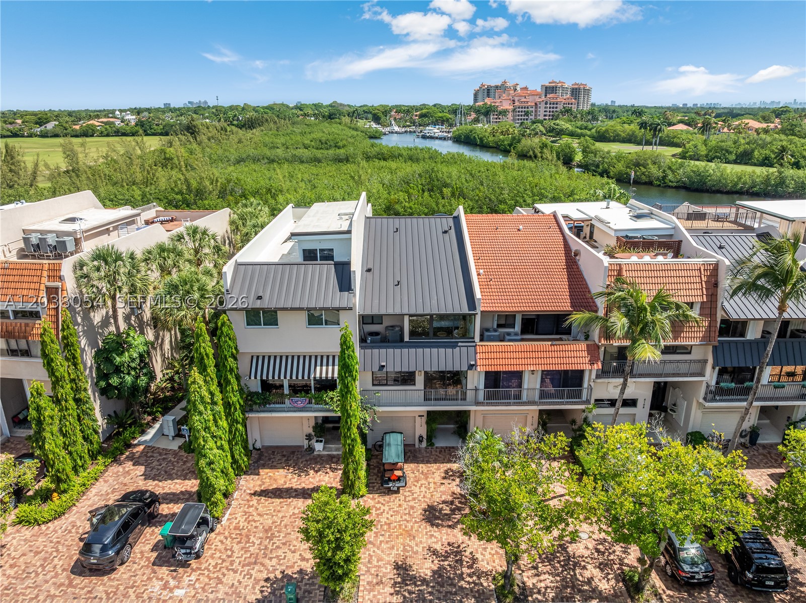 Palmetto Bay photo 2