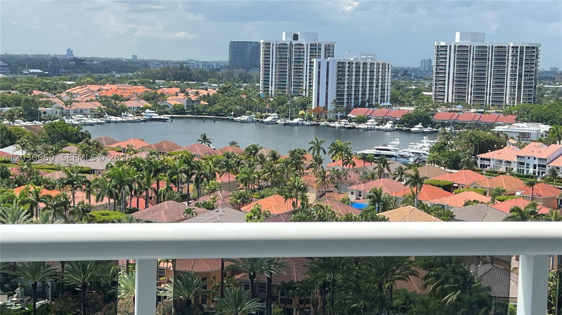 Aventura photo 1