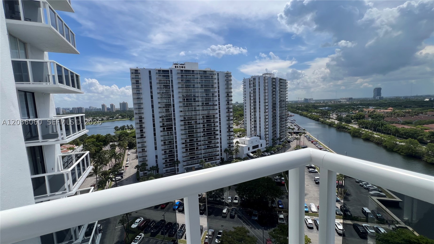 Aventura photo 5