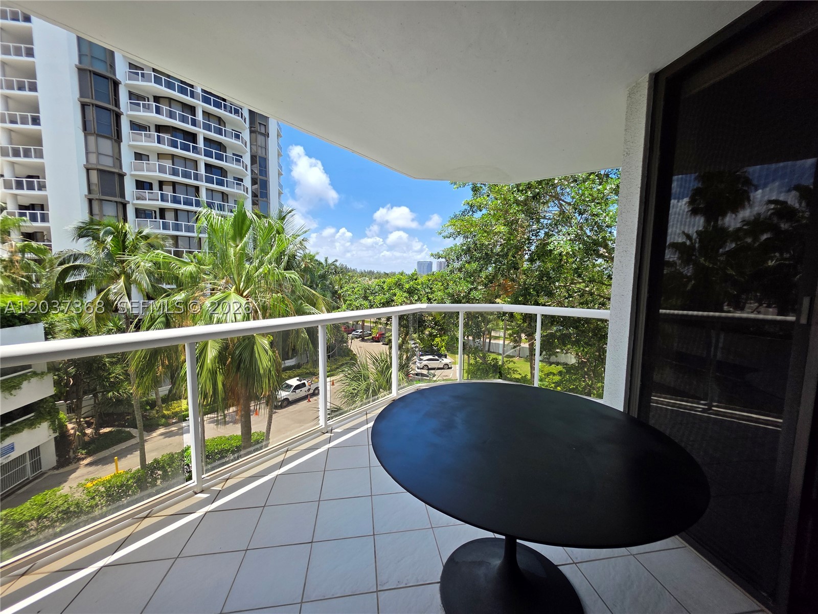 Aventura photo 5