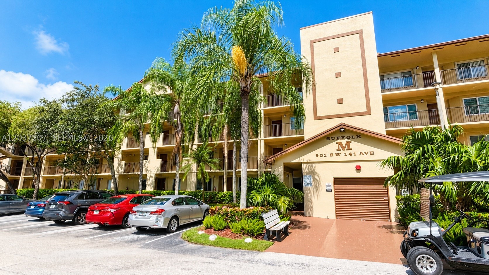 Pembroke Pines photo 1