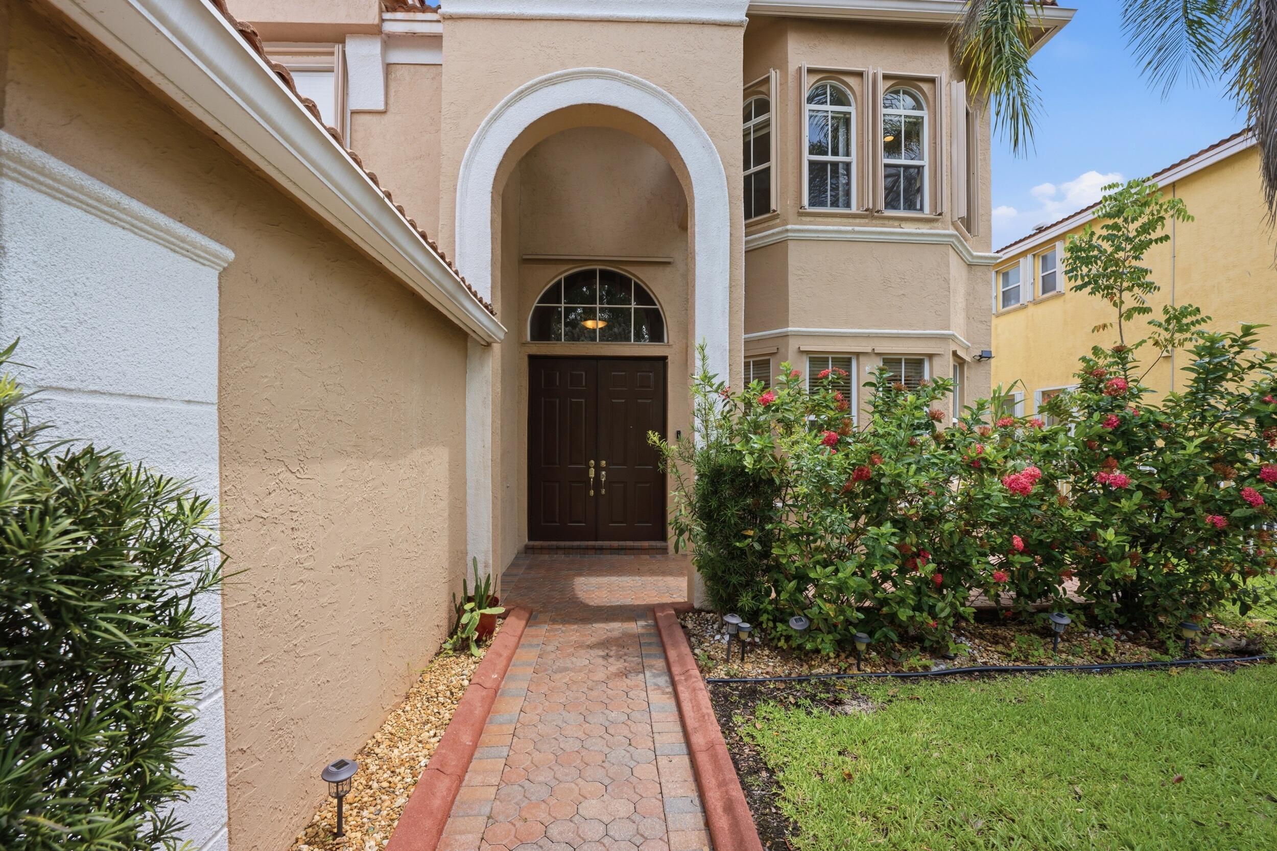 Pembroke Pines photo 5