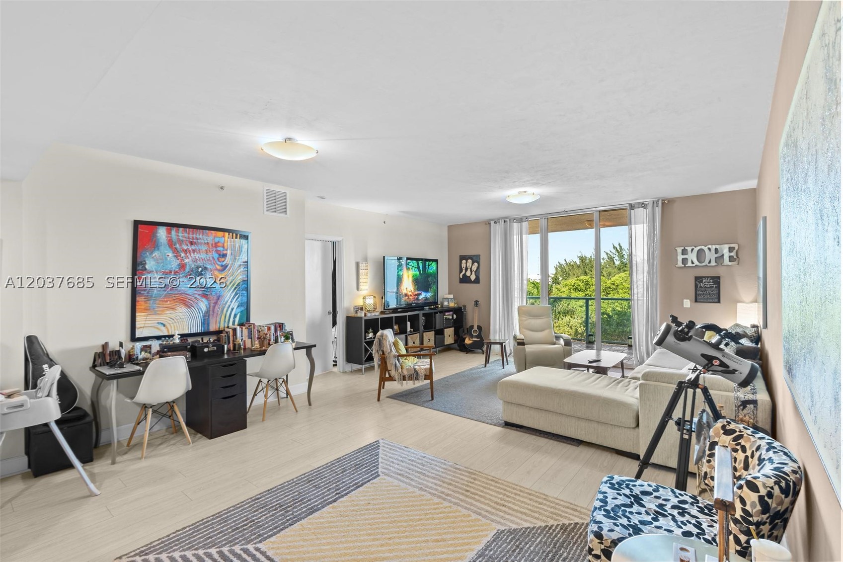 North Miami photo 4