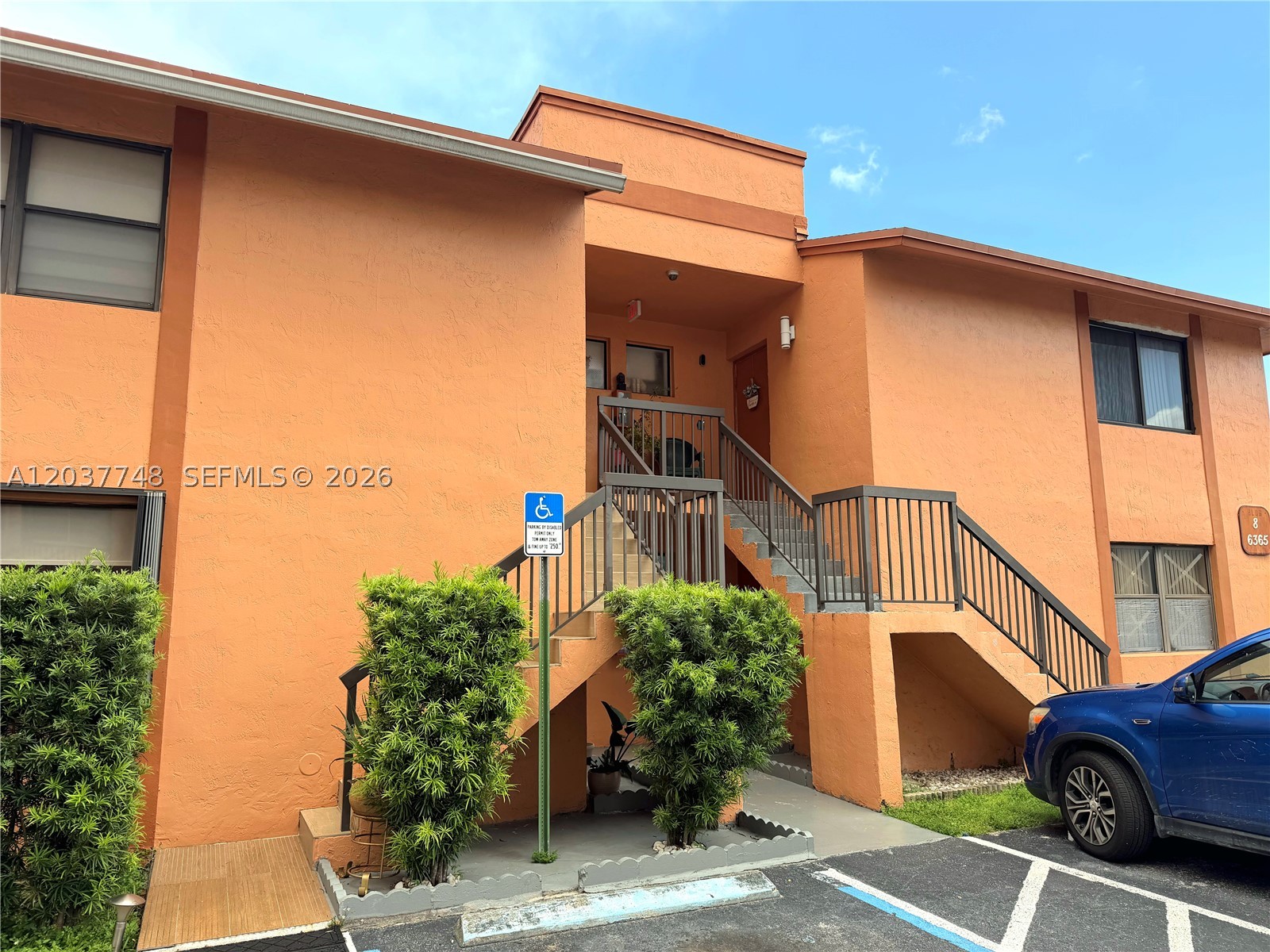 Hialeah photo 2