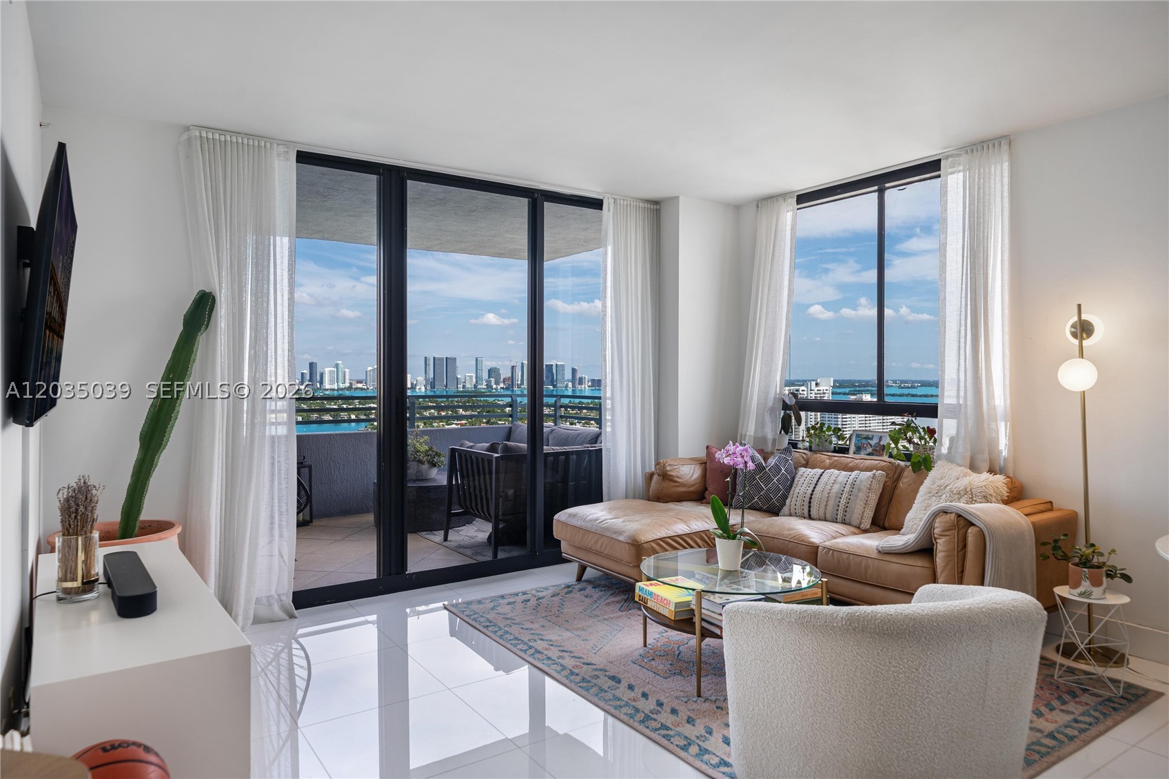 Miami Beach photo 2