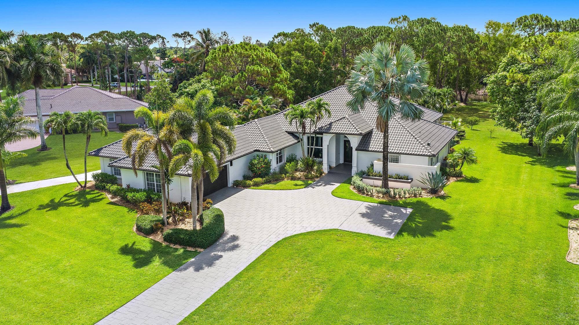 Palm Beach Gardens photo 2
