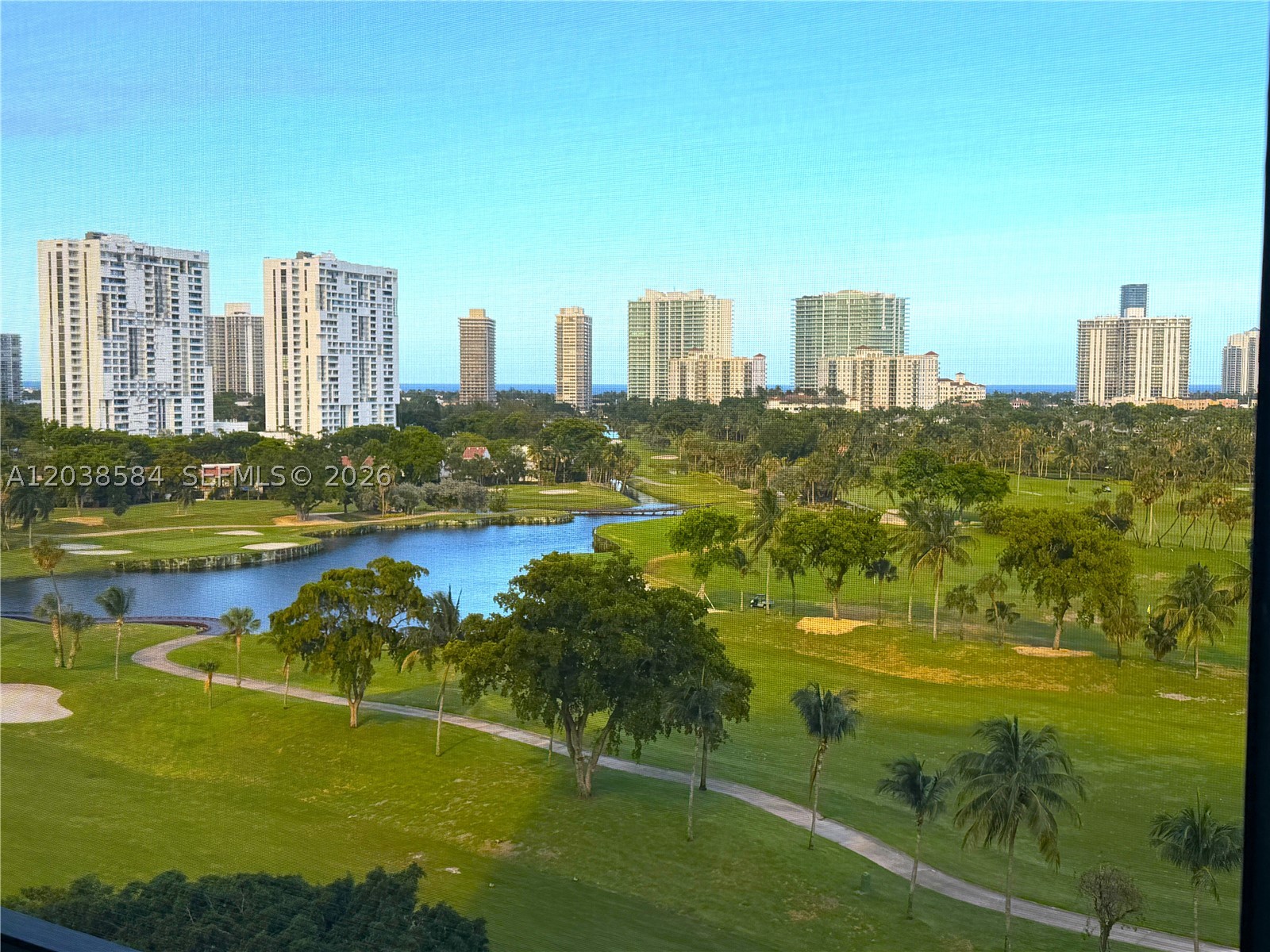 Aventura photo 5