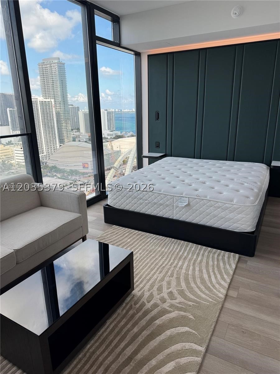 Miami photo 1