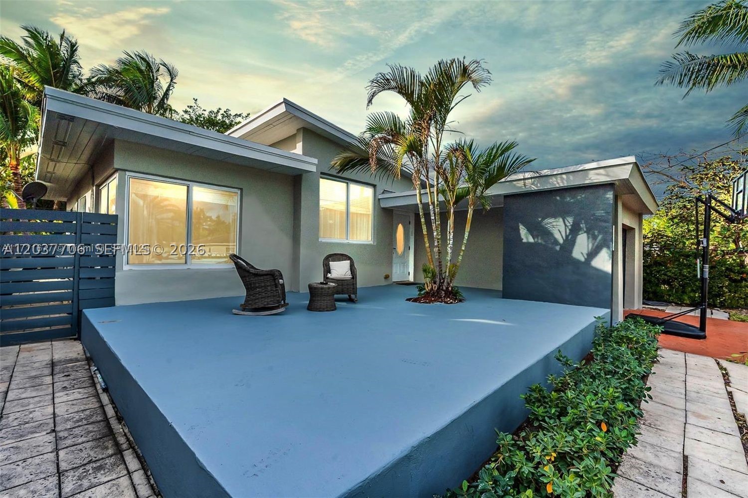 Surfside photo 5