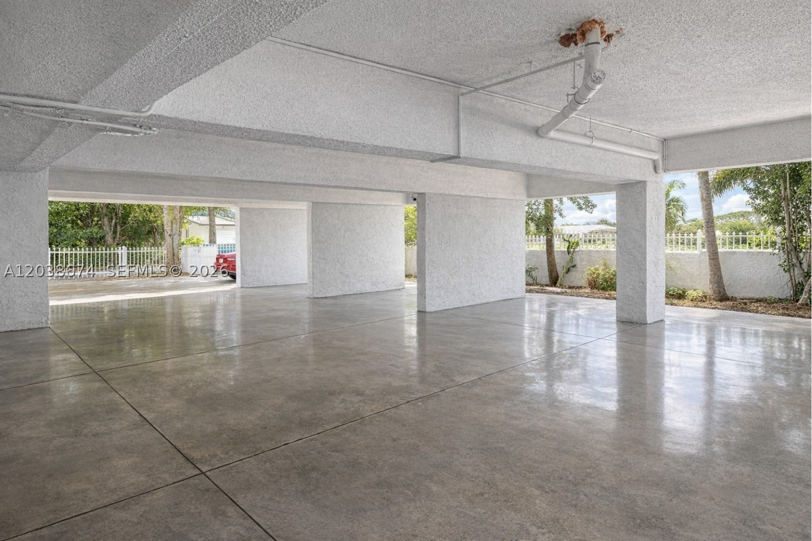 North Miami photo 4